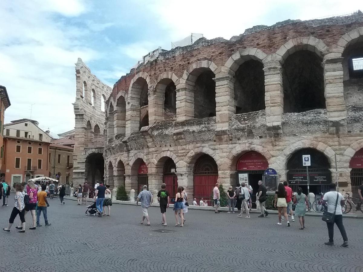 Appartamento Filippo Castelnuovo del Garda Exteriör bild